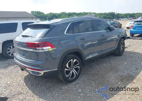 2022 Volkswagen Atlas Cross Sport 3.6L V6 Sel z USA, uszkodzony, nr VIN 1V2BE2CA7NC211503